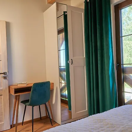 아파트 Rowyhouse *